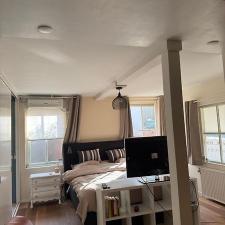 ベークベーゲン Bij Flora Bed & Breakfast エクステリア 写真