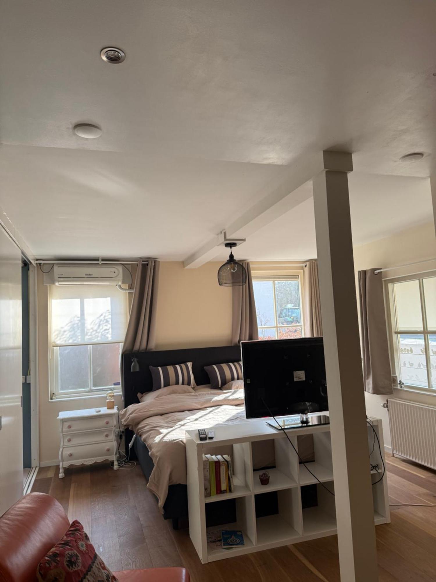 ベークベーゲン Bij Flora Bed & Breakfast エクステリア 写真